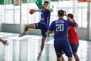 Mecz drugiej ligi piłki ręcznej mężczyzn: Grupa Azoty Unia II Tarnów - UKS SMS Wybicki Kielce